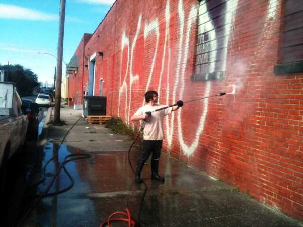 mid city power wash graffiti specialty clean
